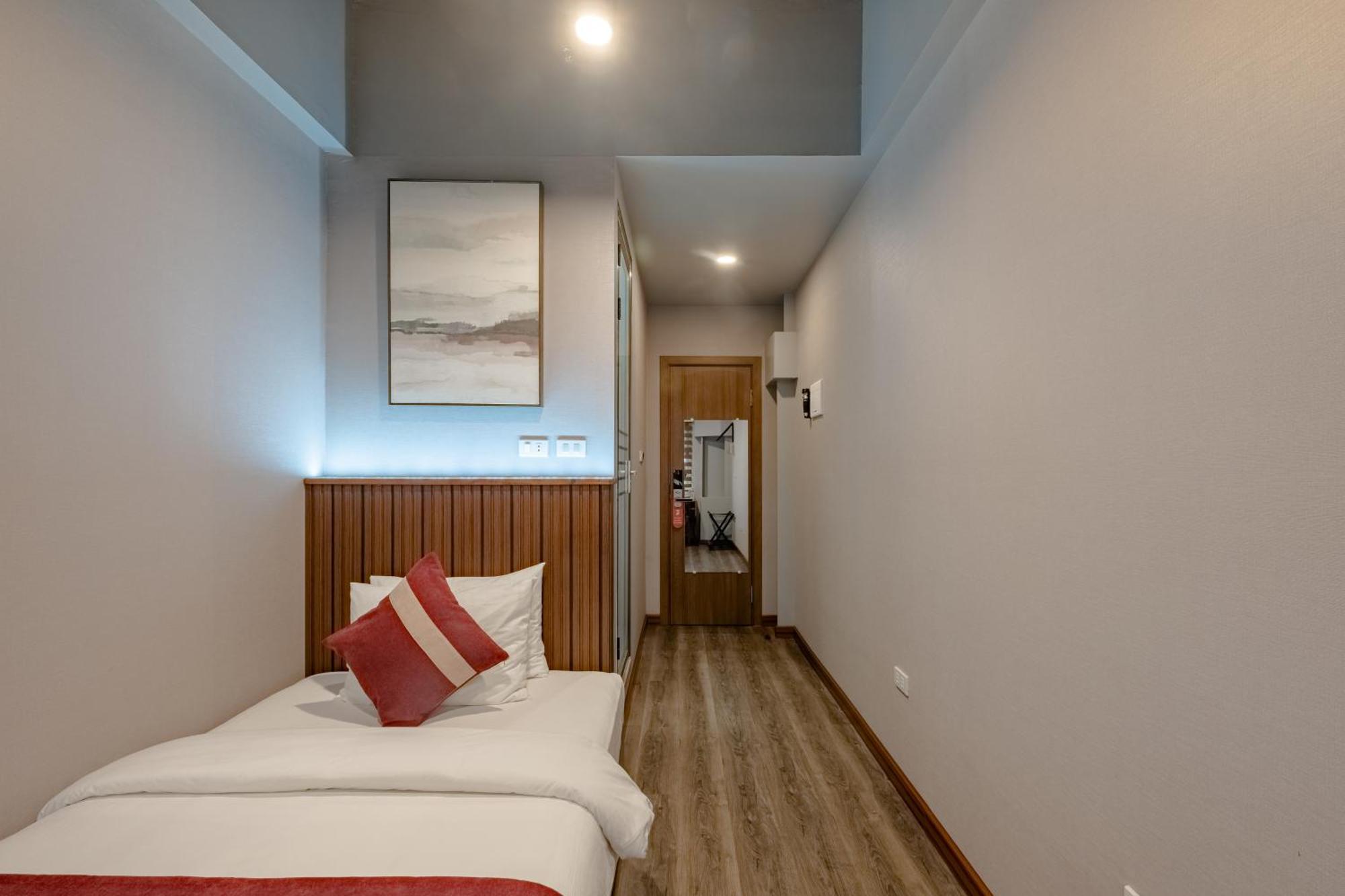 Kekehyu Business Hotel Valencia  Exterior photo