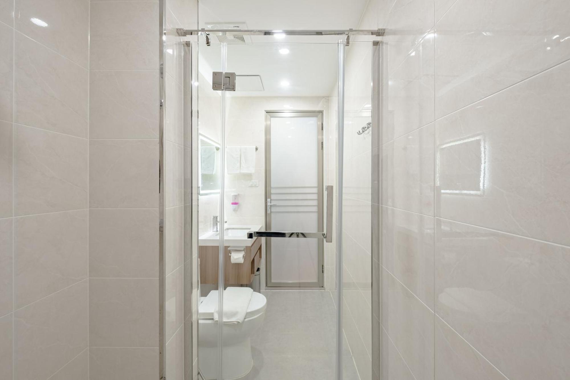 Kekehyu Business Hotel Valencia  Exterior photo