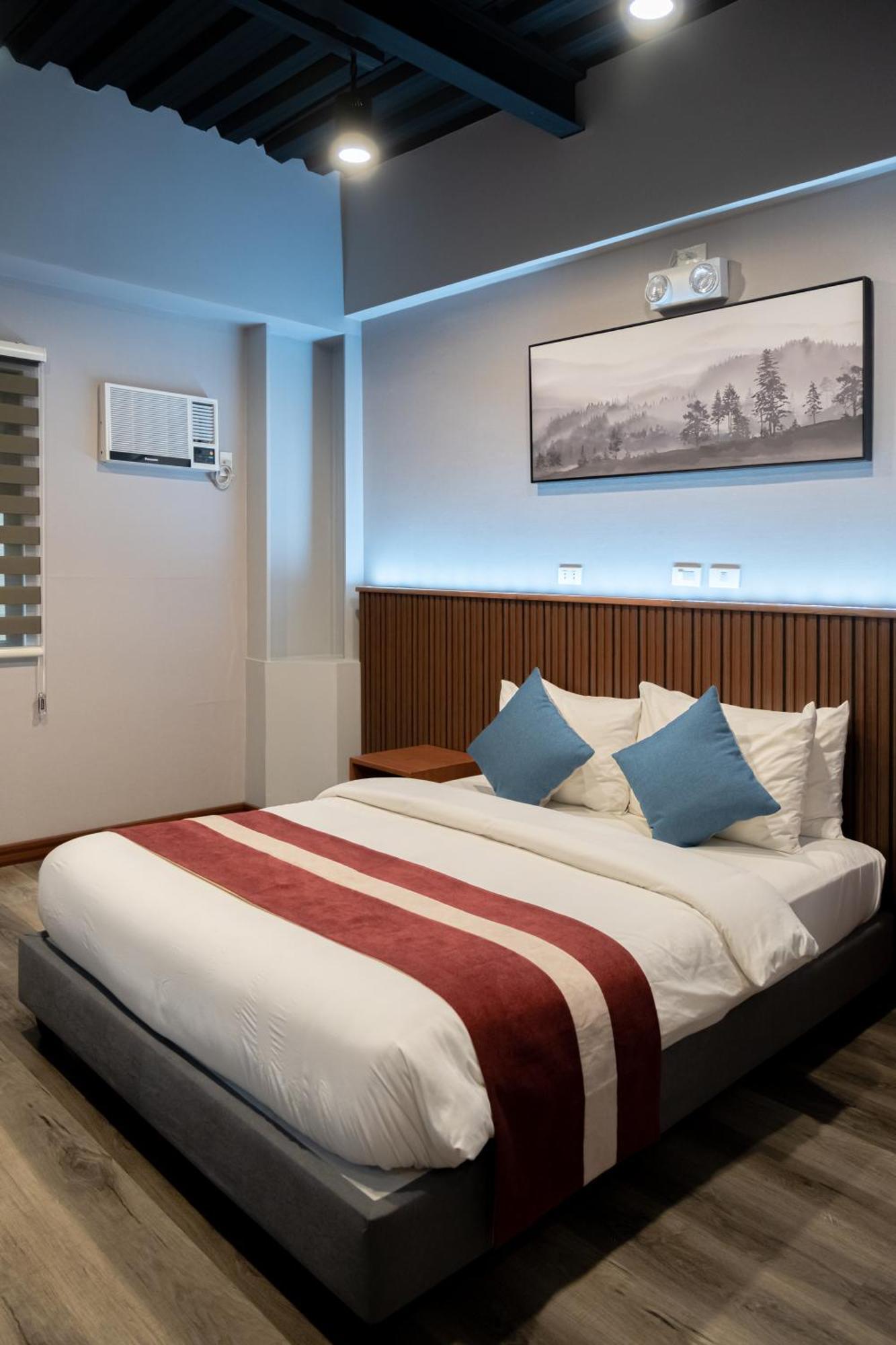 Kekehyu Business Hotel Valencia  Exterior photo